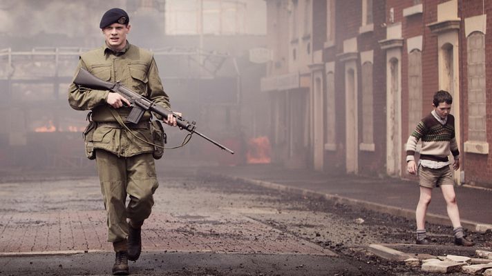  - Yann Demange denuncia los terrorismos en '71'