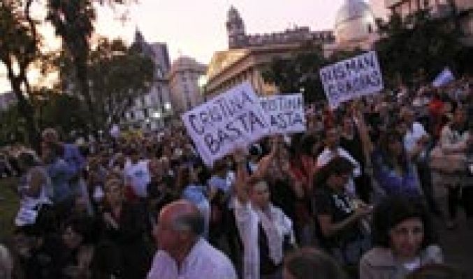 Telediario 1 - Concentraciones en Buenos Aires por la muerte de Nisman