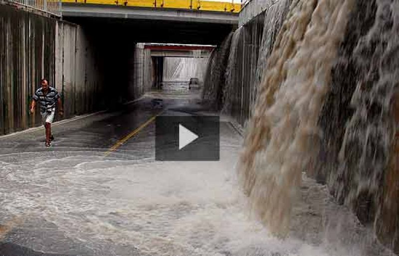 Aparatosas inundaciones en el Levante | Ver