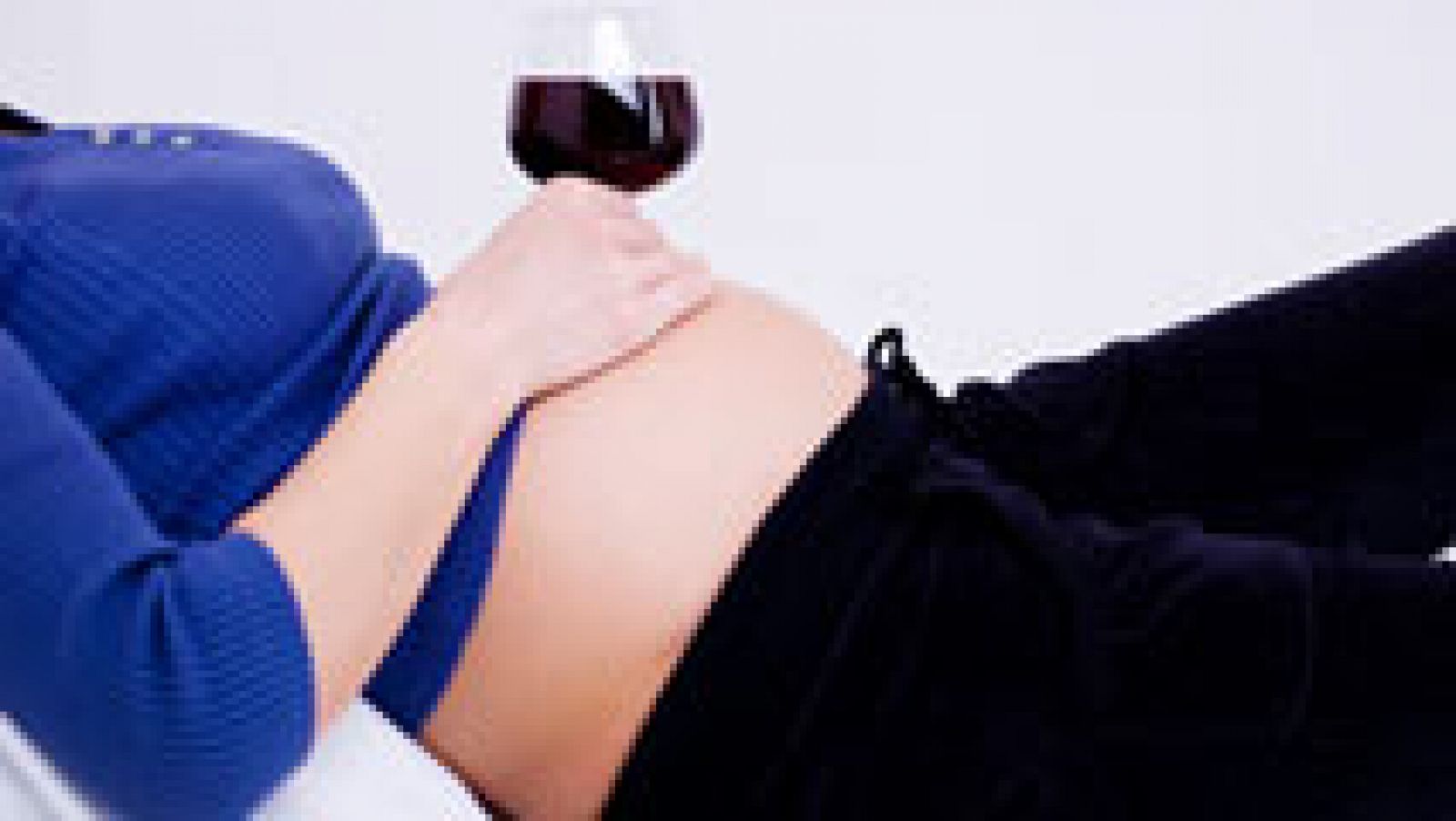 Telediario 1: Efectos del consumo de alcohol en el embarazo | RTVE Play