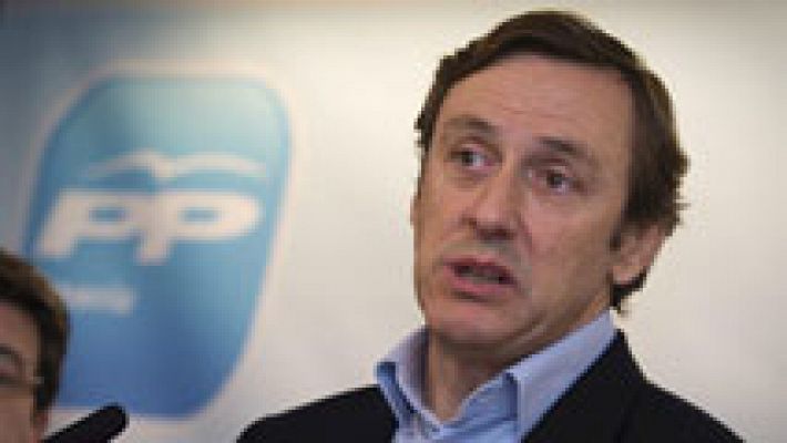 Telediario 1 - Piden explicaciones al número dos de Podemos