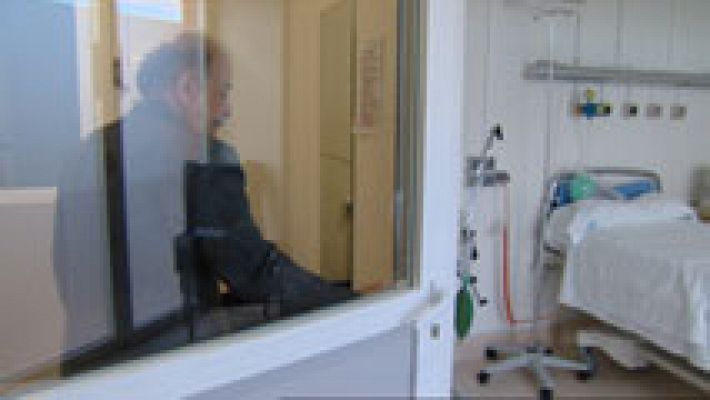 Telediario 1 - Habitaciones de máxima seguridad en el hospital Carlos III