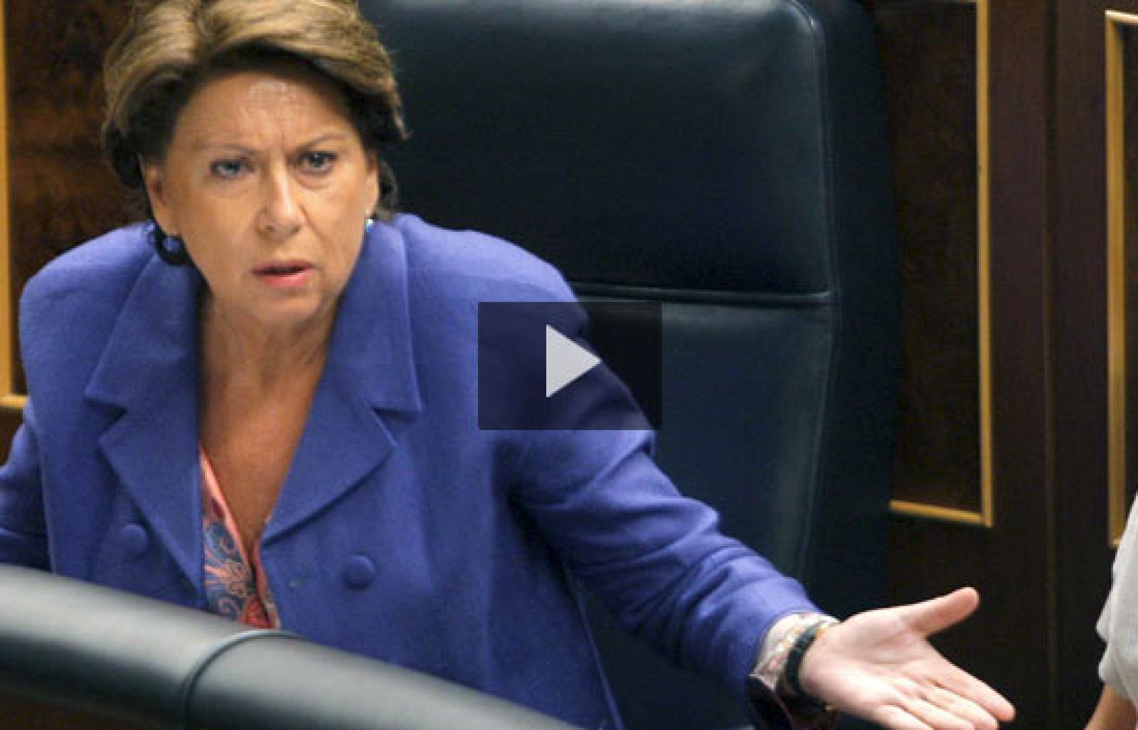 La tensión ha subido en el Congreso a cuenta de las acusaciones del PP de que la ministra de fomento está detrás de las acusaciones