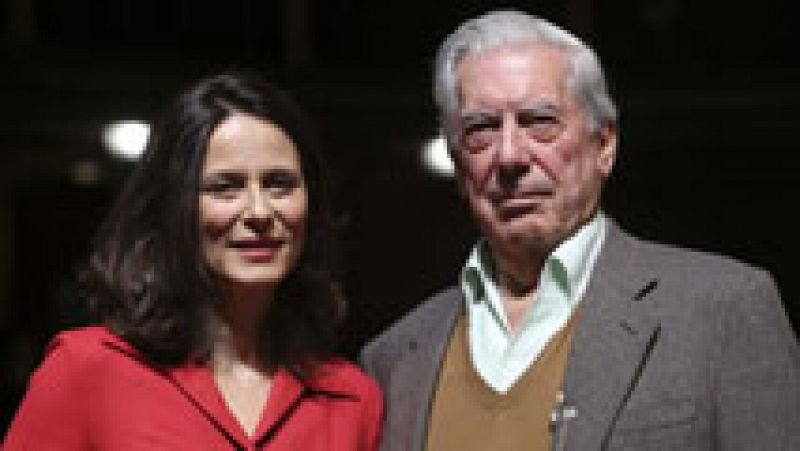 Mario Vargas Llosa, vuelve a los escenarios, pero esta vez como protagonista