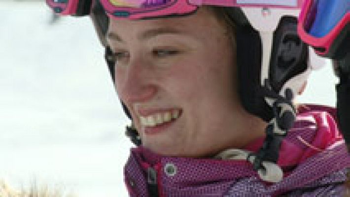 ¿Quieres saber si Mireia Belmonte es también una buena esquiadora?