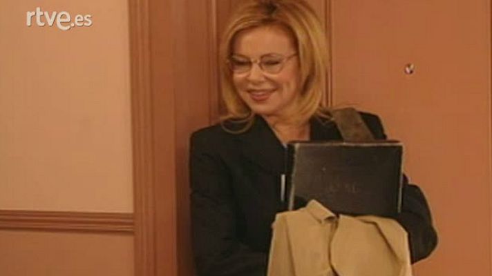 A las once en casa - Amenaza de boda