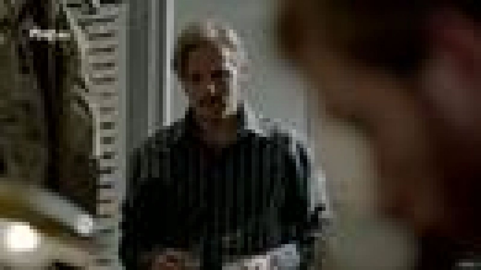 Cuéntame - Toni indignado por la retirada de 'Cambio 16'