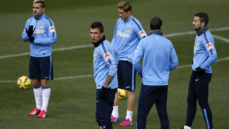 Simeone y Jémez se ven las caras en uno de los duelos de banquillos más interesantes de Primera División. Dos visiones del fútbol, frente a frente.