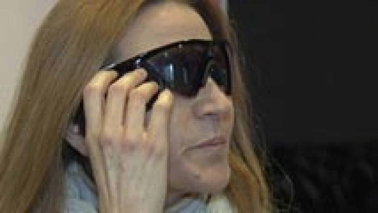 Telediario 1: Primera mujer española en utilizar un ojo biónico | RTVE Play