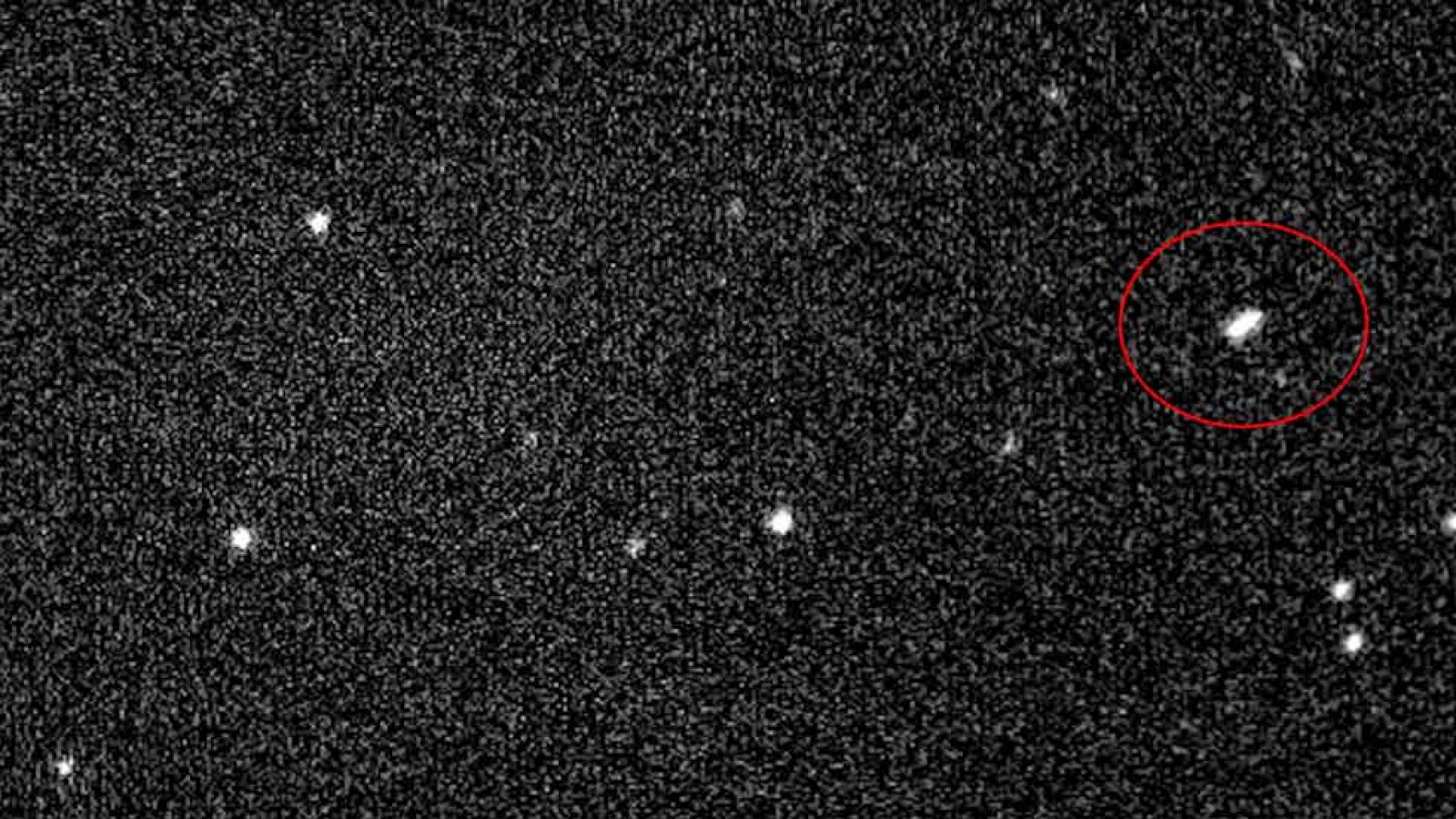 Secuencia de imágenes del asteroide 2004BL86