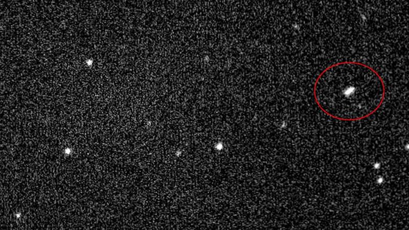 Secuencia de imágenes del asteroide 2004BL86