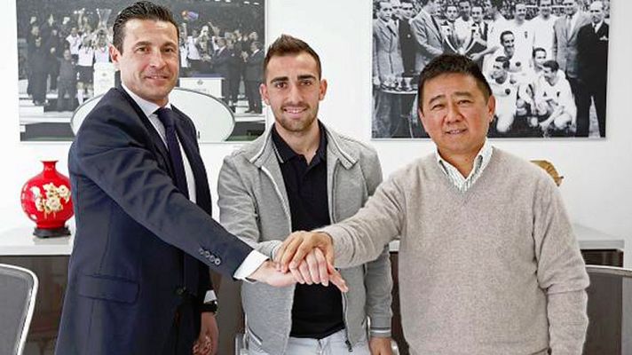 Telediario 1 - Alcácer renueva con el Valencia hasta 2020