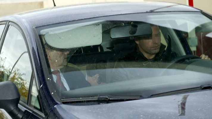 Telediario 1 - El juez de Granada que investiga los abusos sexuales implica a diez curas y dos laicos