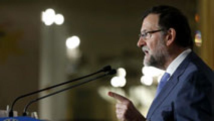 Rajoy reprocha a Díaz usar las elecciones como "trampolín"