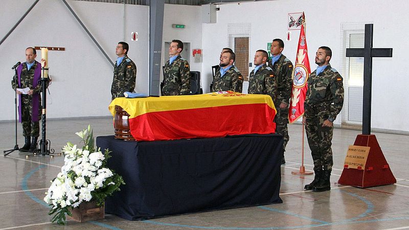 Rinden honores militares al español fallecido en un bombardeo en el Líbano