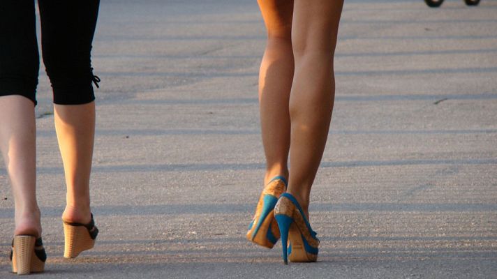 Telediario 1 - Detiene a los líderes de una de las bandas de proxenetas