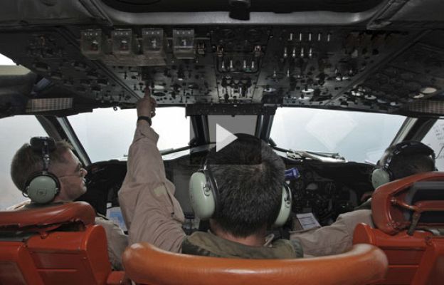  - Avión contra piratas