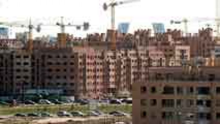 Telediario 1 - Nuevo mínimo del euríbor en enero