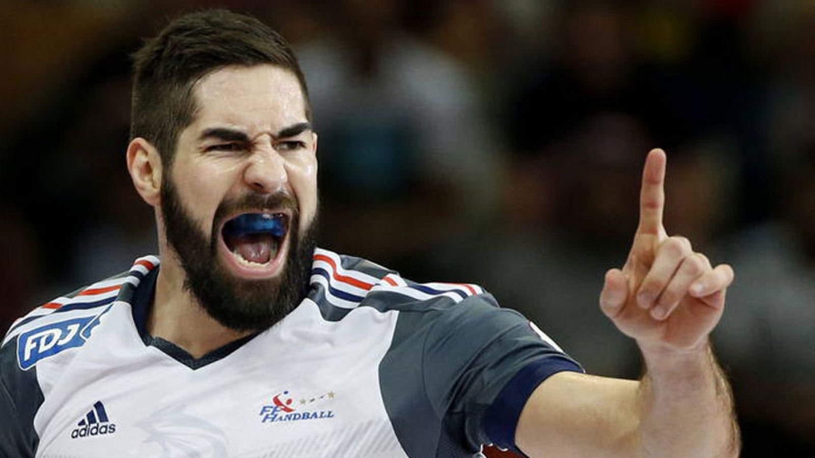 Francia vuelve a cruzarse en los planes de oro de España | Ver