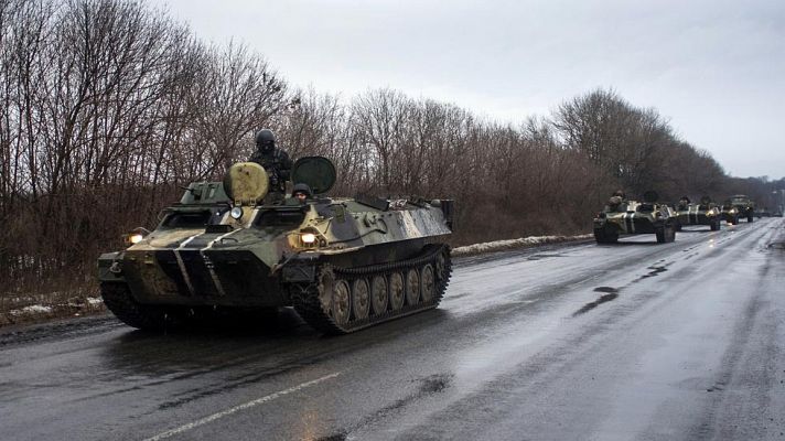 Prorrusos y Ejército ucraniano batallan en Debáltsevo