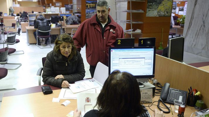 Informativo 24h - El paro sube en enero en 77.980 personas