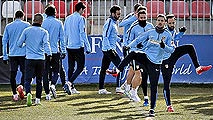 Telediario 1 - El Atlético ensaya jugadas a balón parado de cara al derbi