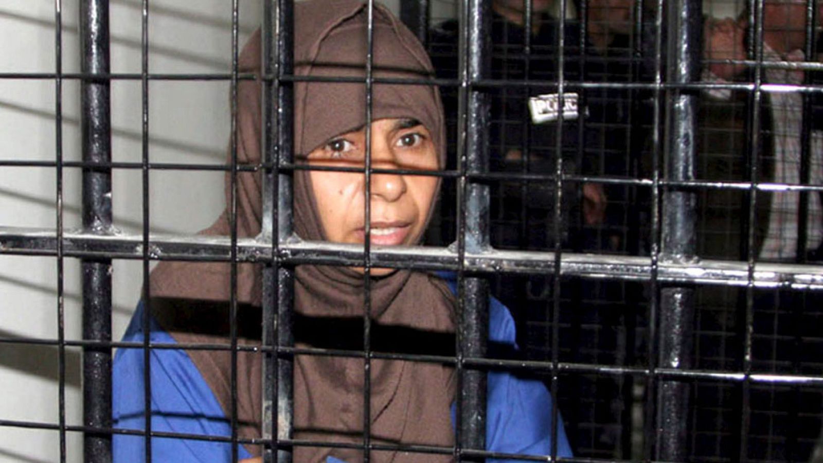 Telediario 1: Telediario Matinal en 4' 04/02/2015 | RTVE Play