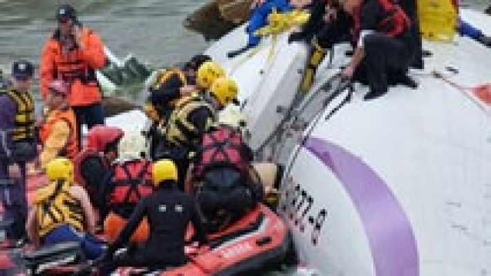 Informativo 24h - Aumenta la cifra de muertos del accidente de un avión en Tai