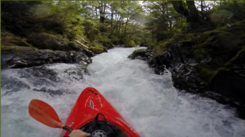 Saltos de más de 20 metros en kayak