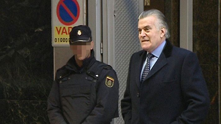 Telediario 1 - Bárcenas tendrá que indemnizar a Cospedal con 50.000 euros