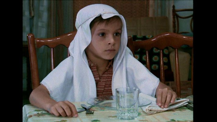 Cuéntame cómo pasó - Carlos y su empeño por ser Lawrence de arabia