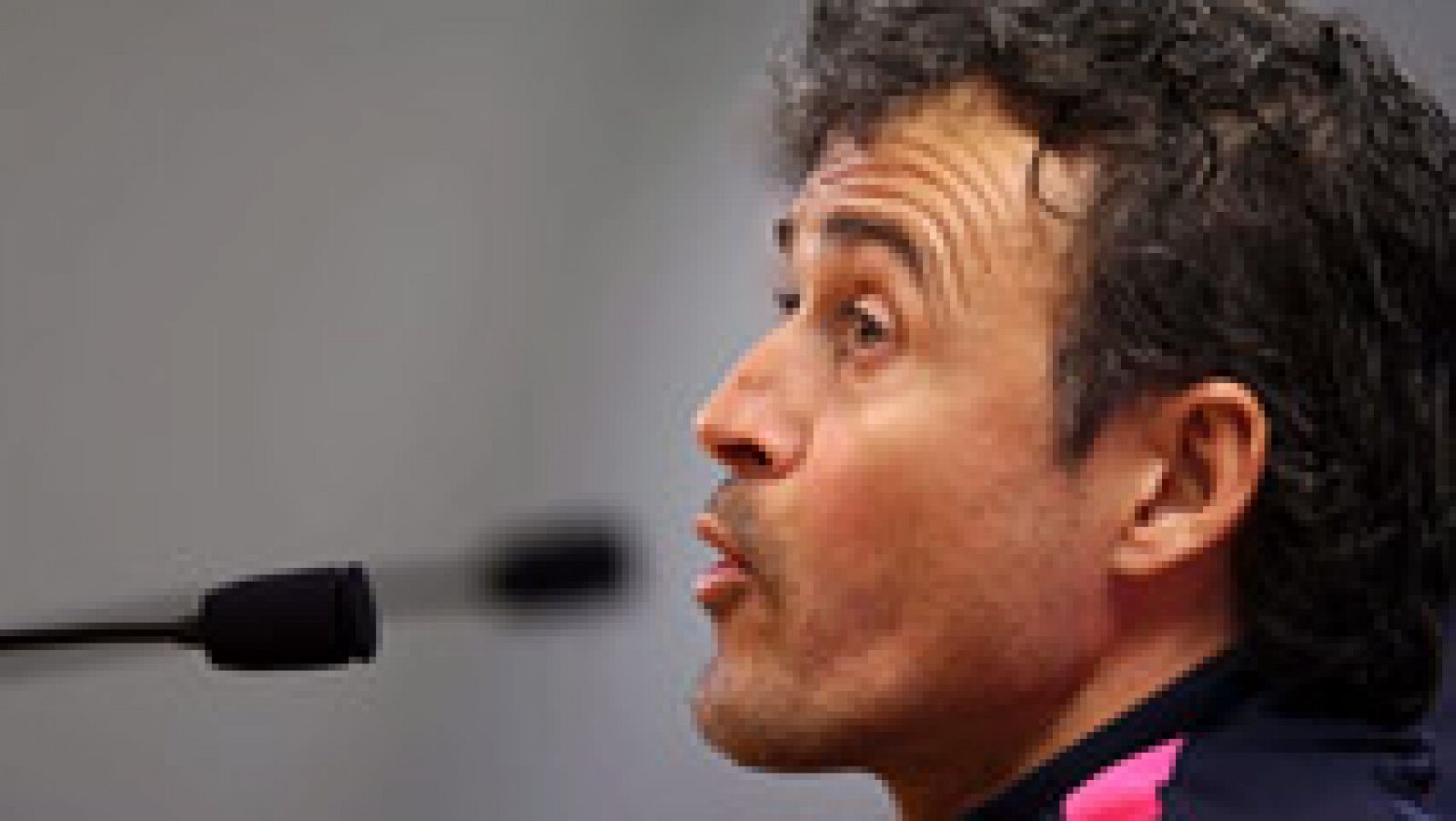 El entrenador del Barcelona, Luis Enrique Martínez, ha asegruado que su equipo está "especializado en abstraerse", después de una semana marcada por la imputacion de Bartomeu.