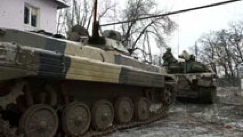 Prosiguen los combaten en Donetsk a la espera de una solución negociada