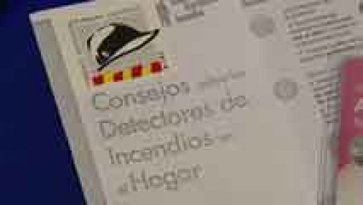 Telediario 1 - Los bomberos animan a la instalación de detectores de humo