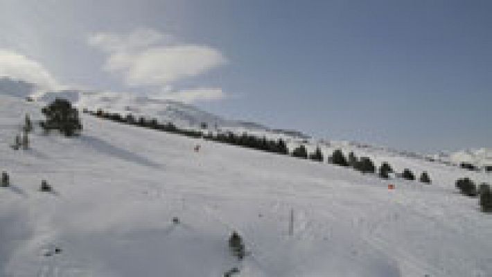 El tiempo - Cielos nubosos en el área del estrecho y levante