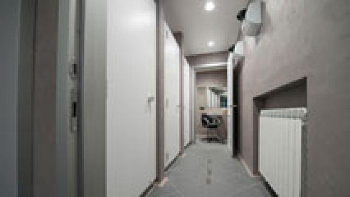 Telediario 1 - El Vaticano habilita duchas para los "sin techo"