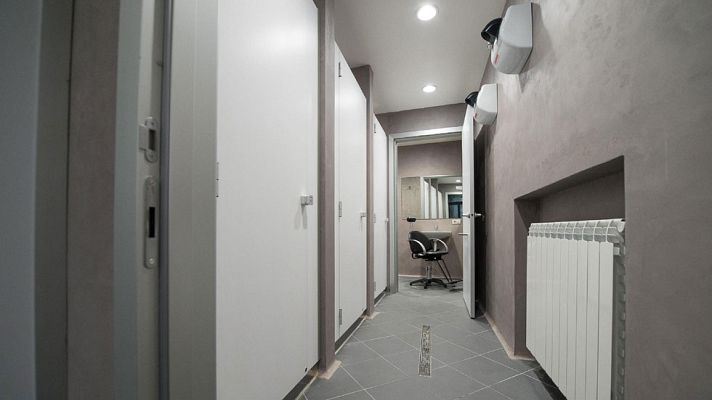 Telediario 1 - El Vaticano habilita duchas para los "sin techo"