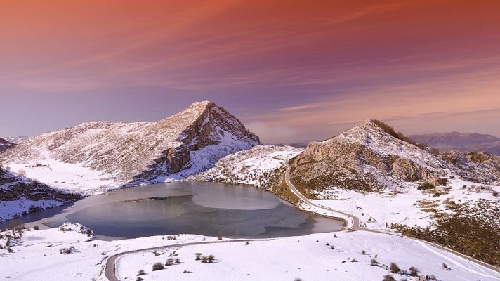 El tiempo - Heladas en la Meseta y viento fuerte en el Estrecho y Galicia