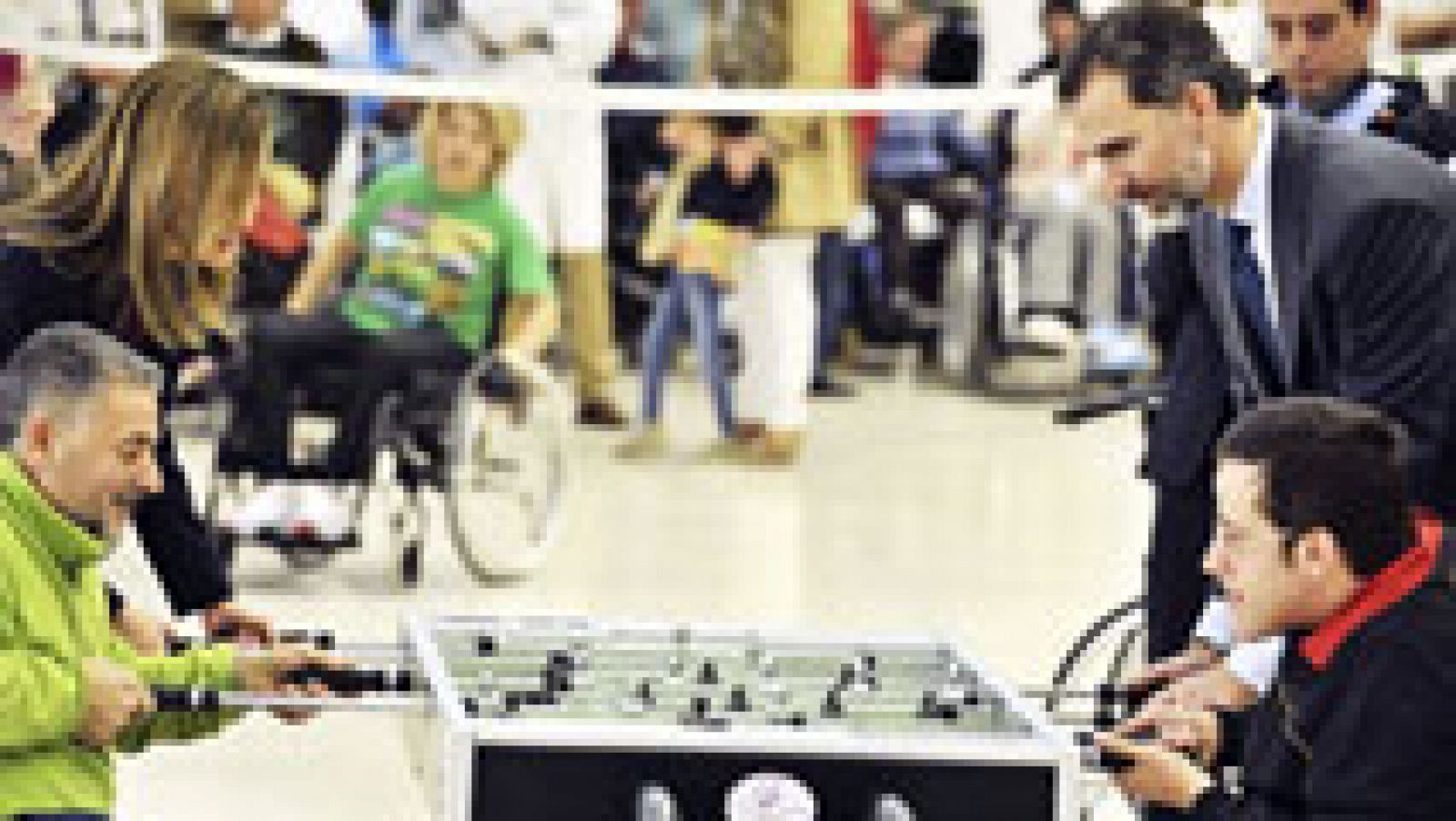Telediario 1: Los reyes, en el hospital de parapléjicos de Toledo | RTVE Play