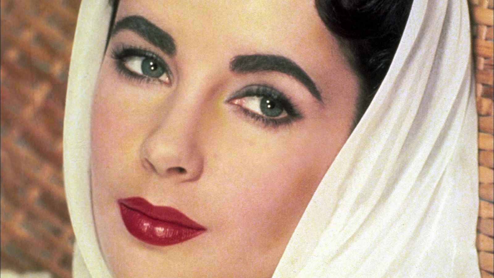 La Noche Temática -Avance: 'El rostro de Elizabeth Taylor' 