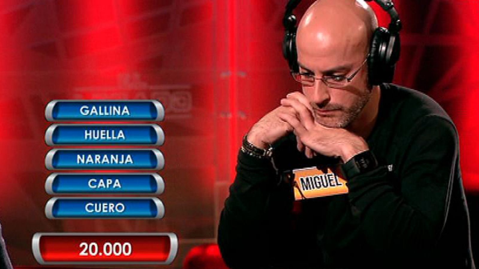 Miguel, estrenando guillotina | Ver