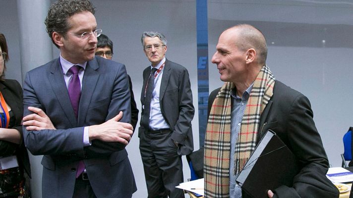 Los desayunos - El Eurogrupo y Grecia logran progresos, pero no los suficientes para fijar "conclusiones comunes"