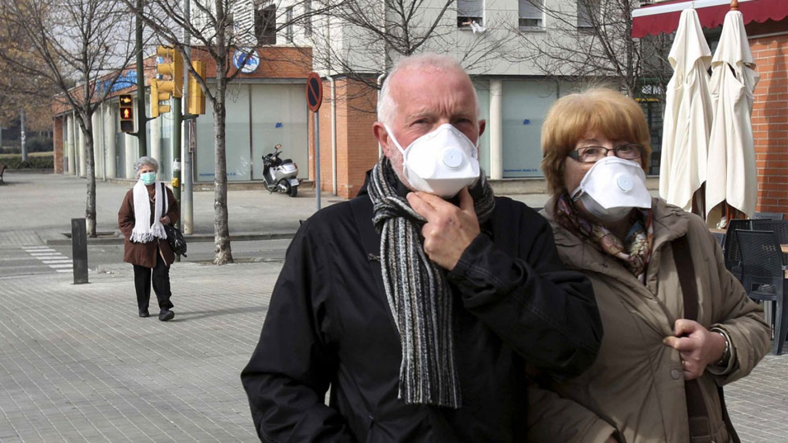 Telediario 1: Telediario 2 en 4' - 12/02/15 | RTVE Play