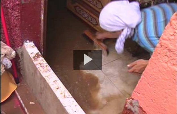 Telediario 1 - Ceuta se colapsa por una tormenta