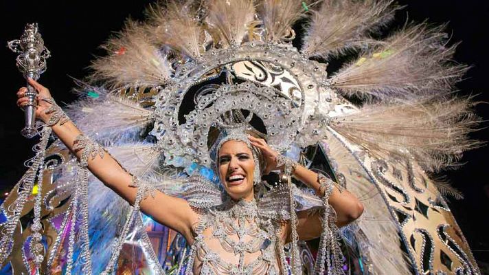 Aránzazu Estévez, reina del carnaval de Las Palmas