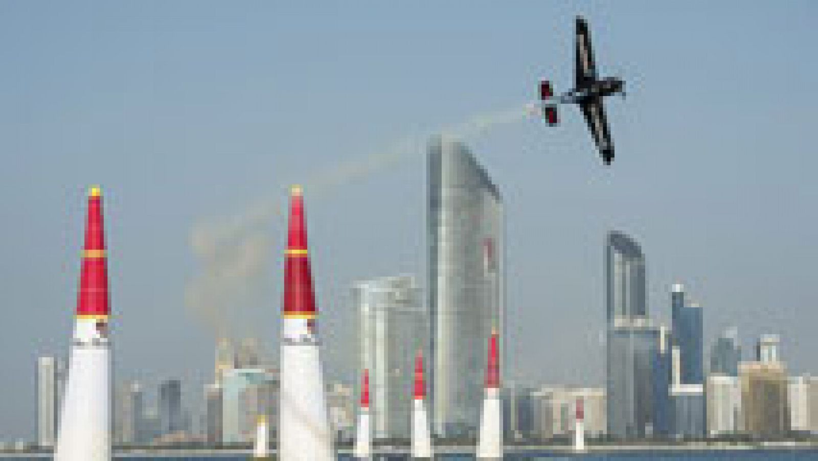 Noticias 24h: Air Race una prueba para los pilotos más rápidos | RTVE Play
