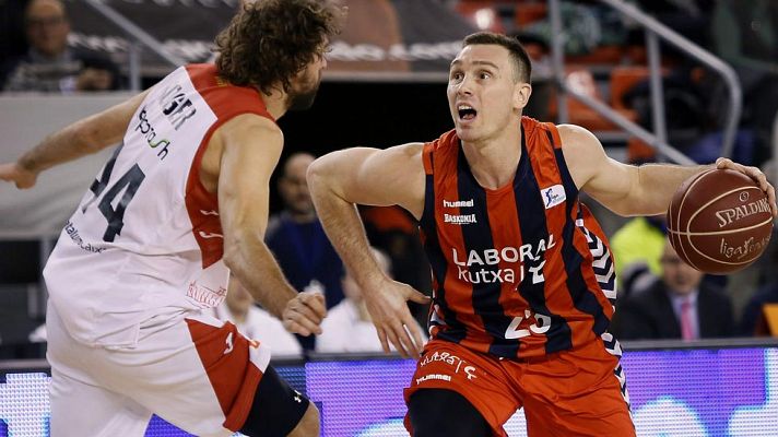 Baloncesto en RTVE - La Bruixa d'Or Manresa 64 - Laboral Kutxa 71