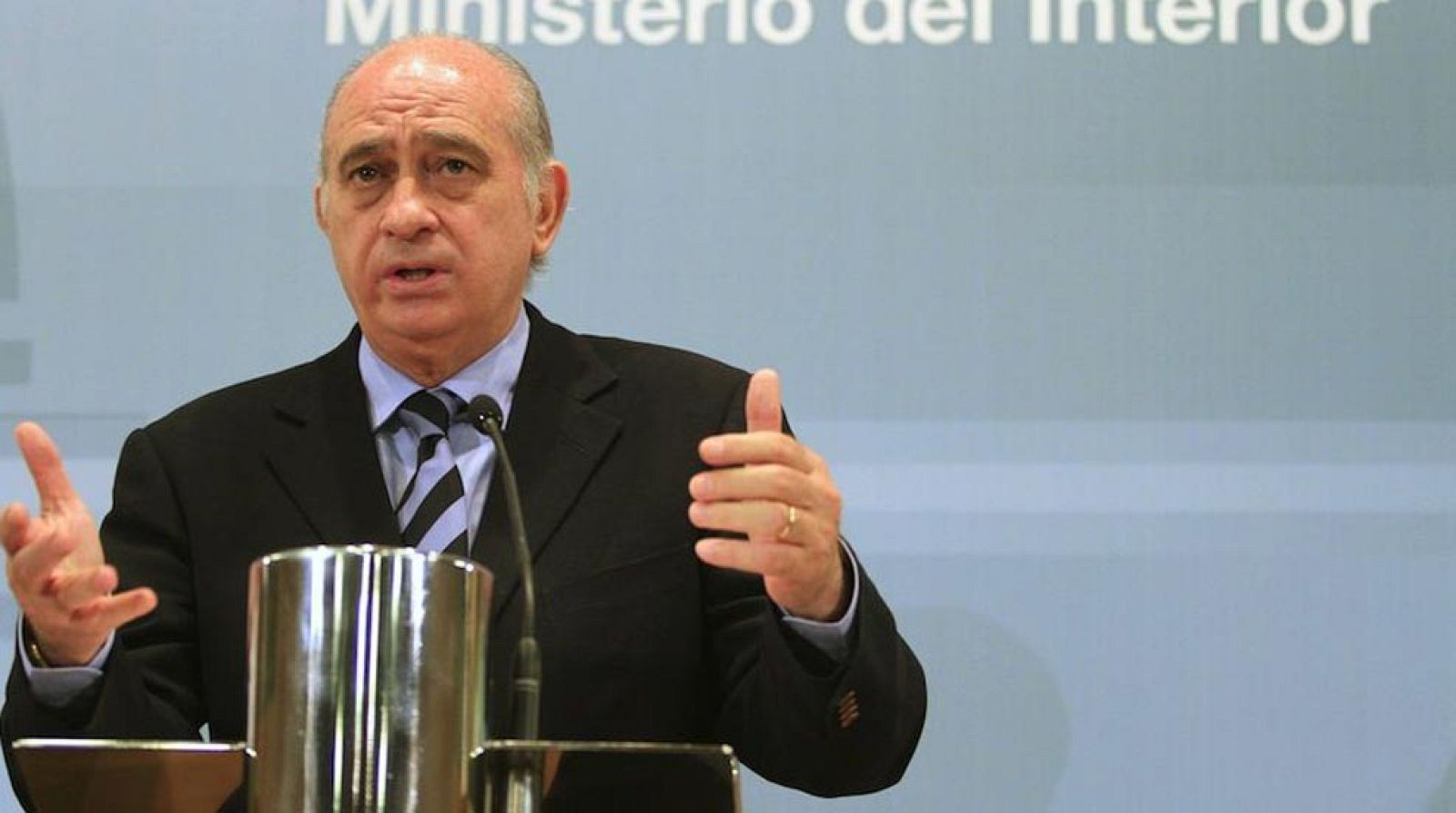 El Gobierno estudiará pedir la extradición del etarra De Juana Chaos y lo hará si es posible - Informativo 24h | Ver