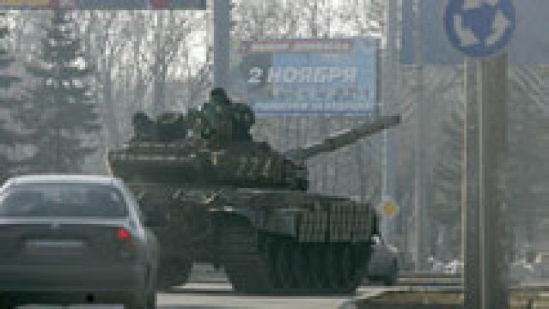 Continúan los combates en torno a Debáltsevo, en el este de Ucrania, tras el alto el fuego