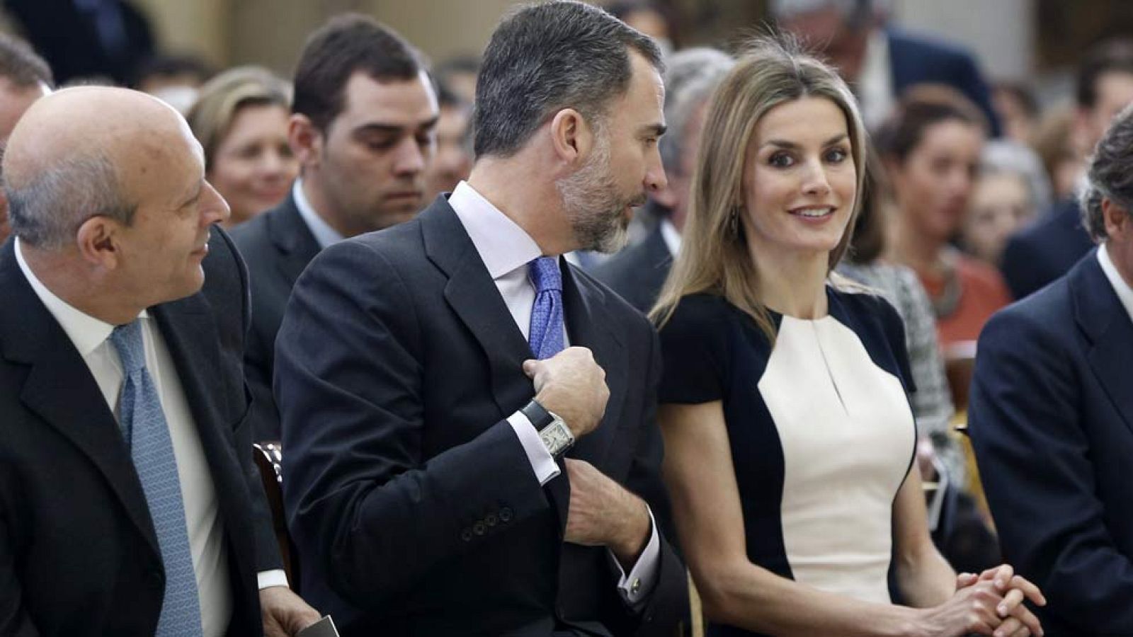 Los Reyes entregan los premios nacionales de cultura 2013